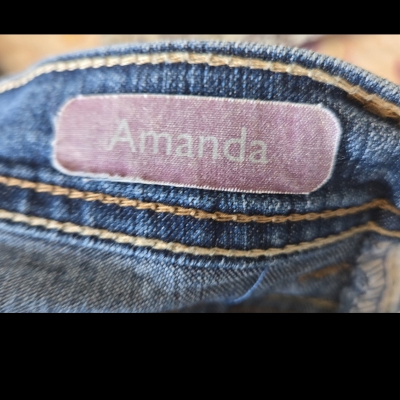 Gloria Vanderbilt Straight Leg Jeans in Dark Blue Wash - Picture 8 of 8